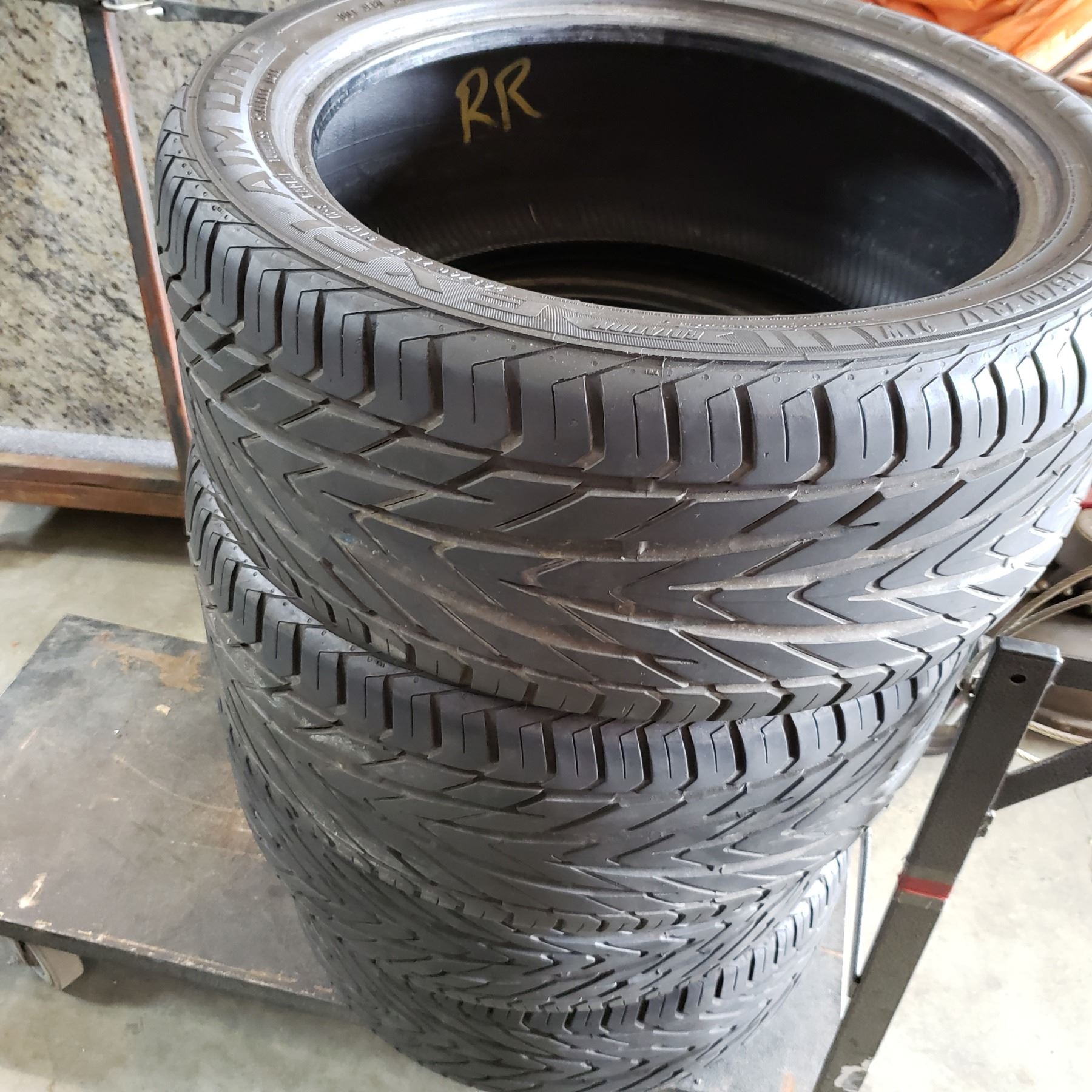 SET OF 4 GENERAL 245/ 40ZR17 INCH TIRES