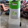 Image 2 : CHICAGO ELECTRIC OUTDOOR CHIPPER SHREDDER