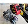 Image 2 : FACE MASK RESPIRATOR NO BATTERY AND WELDING HELMET