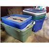 Image 2 : 11 RUBBERMAID TOTES