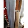 Image 2 : 2 12FT LONG ROLLS OF CONSTRUCTION PAPER W/ SPONGE ROLL