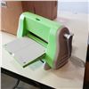 Image 2 : CUTTLE BUG PRO CRAFT EMBOSSER/DIE CUTTER AND THREAD, CRAFT SUPPLIES