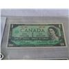 Image 2 : 3 1967 CANADIAN CENTENNIAL MINT 1 DOLLAR BILLS
