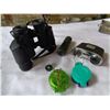 Image 3 : BINOCULARS, COMPASES AND HORNS