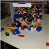 Image 3 : BOX OF LEGO