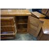 Image 5 : OAK 3 DRAWER SERVER