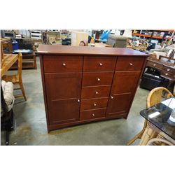 7 DRAWER MODERN DRESSER