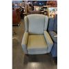 Image 1 : RECLINER WINGBACK CHAIR