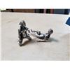Image 2 : PEWTER ADULT FIGURES