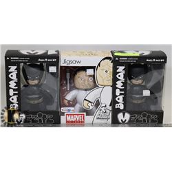 2 BATMAN 1 JIGSAW MIGHTY MUGS, MEZCO FIGURES