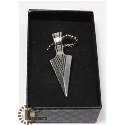 SILVER ALLOY ARROWHEAD PENDANT