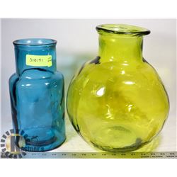 LOT OF TWO SHOW HOME STYLE OVERSIZED