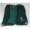 Image 1 : LOT WITH 3 NEW PAIRS OF WELDING GLOVES