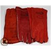 Image 1 : LOT WITH 3 NEW PAIRS OF WELDING GLOVES