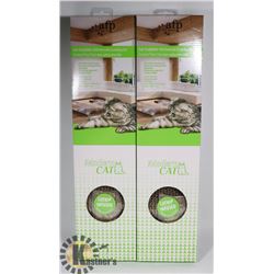 BUNDLE OF TWO CAT SCRATCHER WITH REVERSIBLE