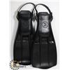 Image 1 : NEW PAIR OF 1ST BLACK HEAVY RUBBER VENTED FLIPPERS