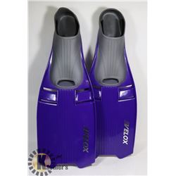 PAIR OF NEW VELOX PURPLE/GREY SIZE LARGE