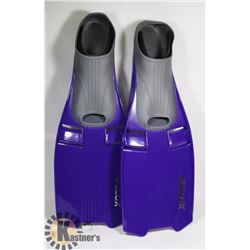 NEW PAIR OF VELOX PURPLE AND GREY SIZE XL