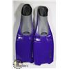 Image 1 : NEW PAIR OF VELOX PURPLE AND GREY SIZE XL