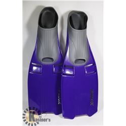 NEW PAIR OF VELOX PURPLE AND GREY SIZE XL