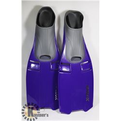 NEW PAIR OF VELOX PURPLE AND GREY SIZE XL