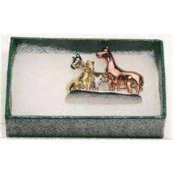 SPRUCE MEADOWS HORSE MOTIF BROOCH