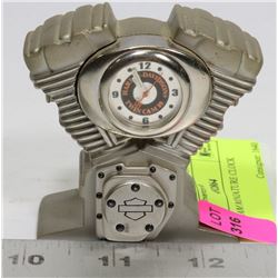 TWIN CAM MINIATURE CLOCK