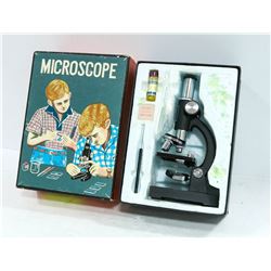 1950'S RENNER MICROSCOPE IN ORIGINAL BOX