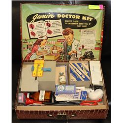 1950'S JUNIOR DOCTOR KIT