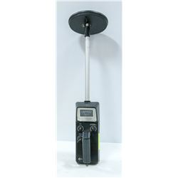 MICRONTA BY RADIO SHACK METAL DETECTOR