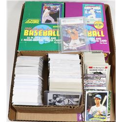 MLB BASEBALL CARDS - BOX INCLUDES A BECKETT
