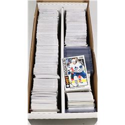 BOX OF APPROX 1500 NHL HOCKEY CARDS