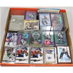 TRAY OF ASSORTED HOCKEY CARDS