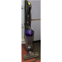 DYSON UPRIGHT POWERHEAD VACUUM.