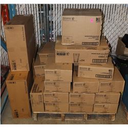 PALLET OF ASSORTED GLASSES / SOME DAMAGED