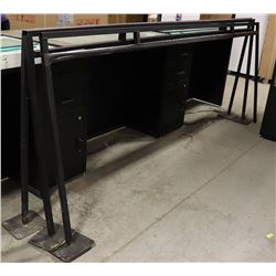 IN LIQUIDATION LOT OF 3 METAL FLOOR MOUNT CLOTHES