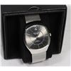 Image 1 : NEW OMAX MENS WATCH WITH GIFTBOX