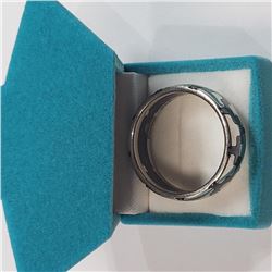 Silver 8.79Grams Ring (~Size 9.5) (~weight 8.79g), Suggested Retail Value $180