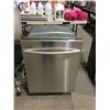 Image 1 : Samsung Dishwasher - Model: DW80M3021US
