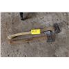 Image 2 : DOUBLE HEADED AXE & AXE