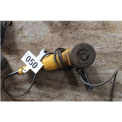 DEWALT ANGLE GRINDER (WORKING)