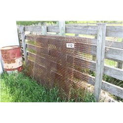 3 SECTIONS OF GRATING