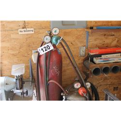 CUTTING TORCH & TIPS (BOTTLES DO NOT SELL)