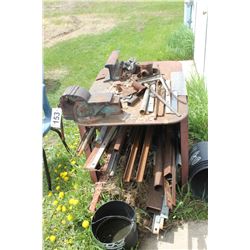 STEEL TABLE C/ W VISE & ALL STEEL