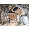 Image 2 : Army Combat Gloves (Knife and camo for demo purposes only and not included)