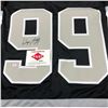Image 3 : Authentic Los Angeles Kings Wayne Gretzky #99 Autographed Jersey With COA