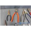 Image 7 : Assortment of Pliers