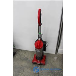 **Dirt Devil Bagless Vacuum - Working
