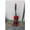 Image 1 : **Dirt Devil Bagless Vacuum - Working
