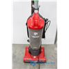 Image 2 : **Dirt Devil Bagless Vacuum - Working